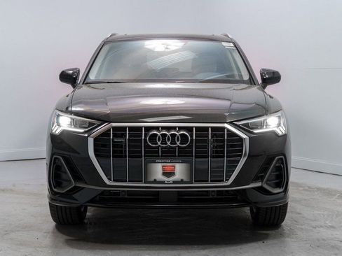 Used 2024 Audi Q3 2.0T Premium Plus w/ Premium Plus Package AWD/4WD image 10