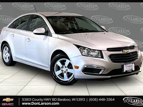 Used 2016 Chevrolet Cruze LT FWD image 1