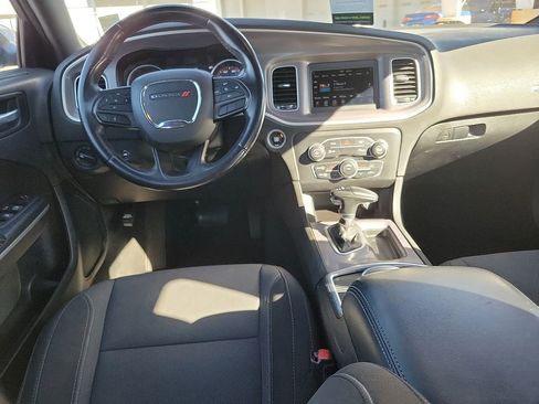 Used 2022 Dodge Charger SXT image 8