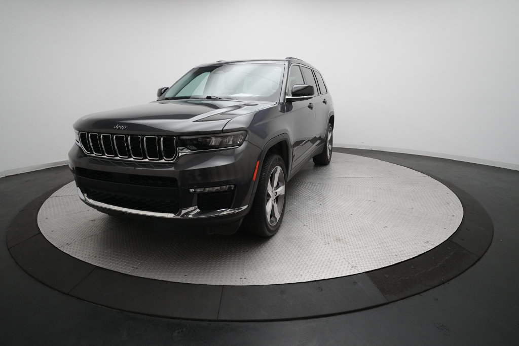 Used 2021 Jeep Grand Cherokee L Limited AWD/4WD image 12