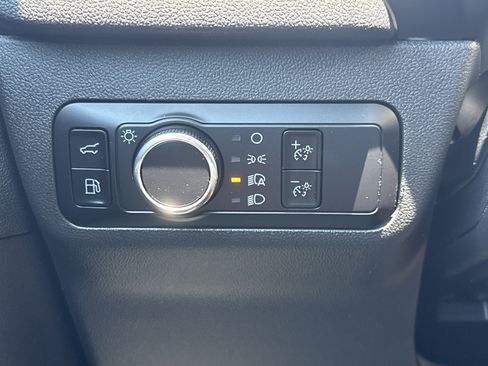 Used 2023 Ford Escape Active w/ Tech Pack #1 FWD image 21