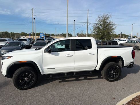 Used 2024 GMC Canyon Elevation w/ Elevation Premium Package image 4