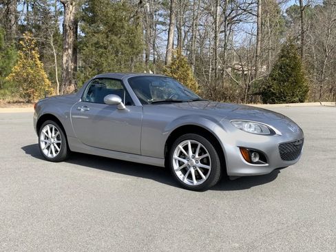 Used 2012 MAZDA MX-5 Miata Grand Touring image 3