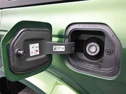 Used 2025 Ford Bronco Outer Banks AWD/4WD image 49