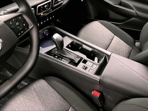 New 2026 Nissan Sentra SV w/ Floor Mat Package FWD image 9