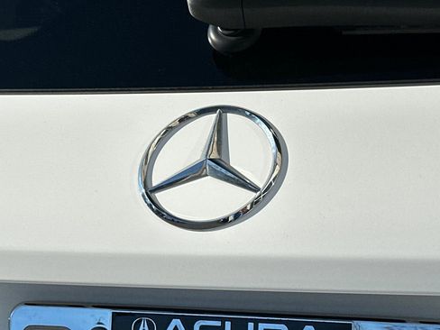 Used 2020 Mercedes-Benz GLC 300 GLC 300 image 27