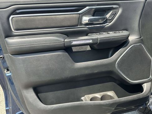 Used 2021 RAM 1500 Laramie w/ Sport Appearance Package AWD/4WD image 19