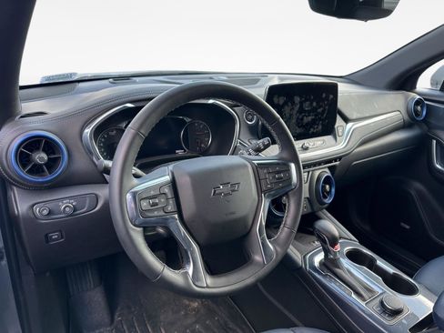 Used 2023 Chevrolet Blazer RS w/ Driver Confidence II Package image 9
