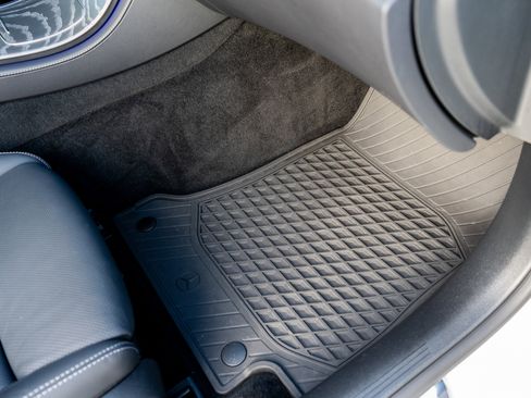 Used 2023 Mercedes-Benz E 53 AMG 4MATIC Coupe image 36