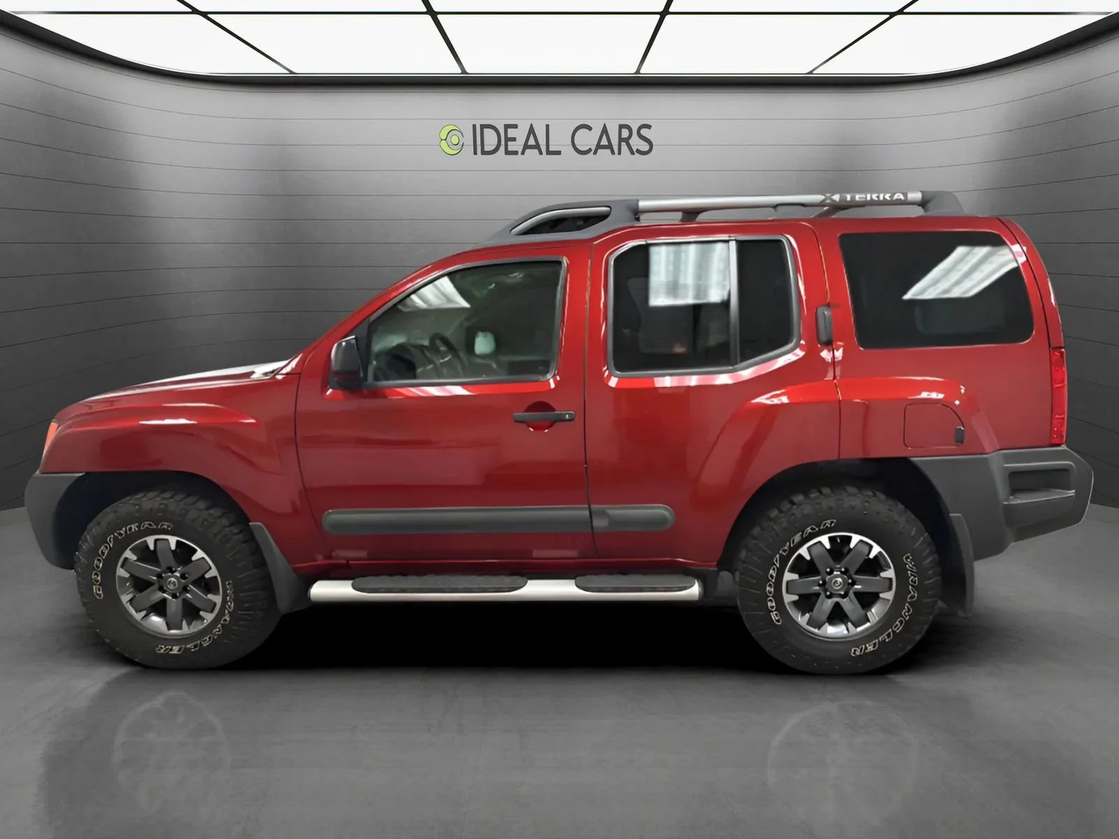Used 2015 Nissan Xterra PRO-4X w/ Nevada Tow Package AWD/4WD image 8