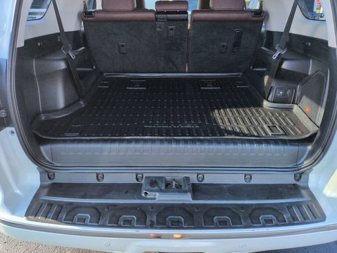 Used 2019 Toyota 4Runner Limited AWD/4WD image 23