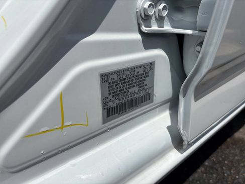 Used 2025 Nissan Sentra SV FWD image 27