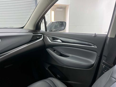 Used 2019 Buick Enclave Premium w/ Experience Buick Package AWD/4WD image 11