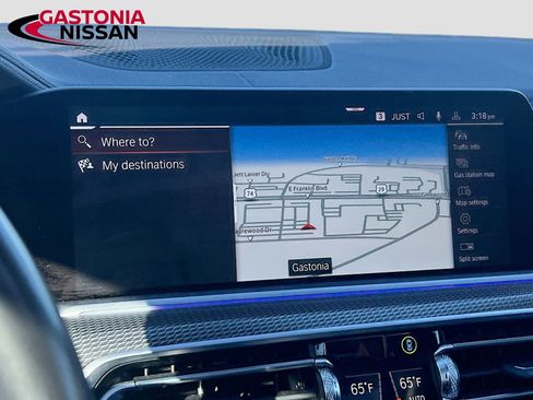 Used 2023 BMW X6 M50i w/ Executive Package image 17