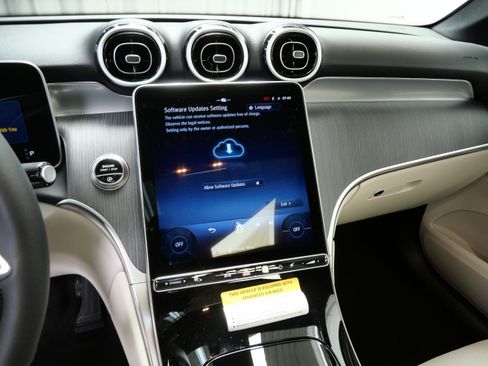 New 2026 Mercedes-Benz GLC 300 4MATIC image 10
