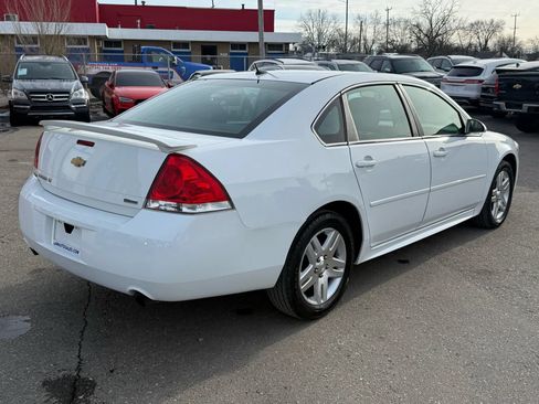 Used 2016 Chevrolet Impala LT FWD image 5