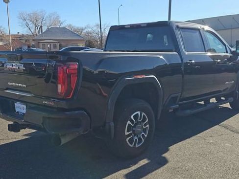 Used 2022 GMC Sierra 2500 AT4 w/ Gooseneck/5TH Wheel Package AWD/4WD image 9