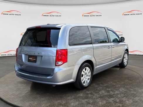 Used 2016 Dodge Grand Caravan SE w/ Quick Order Package 29E SE FWD image 10