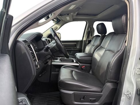 Used 2017 RAM 1500 Sport image 10