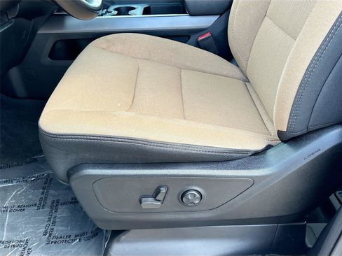 Used 2021 RAM 1500 Big Horn AWD/4WD image 18