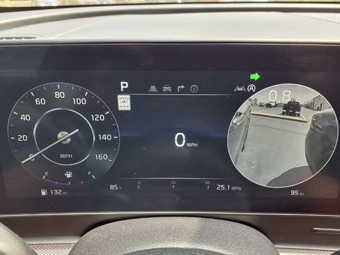 Used 2025 Kia Sportage SX FWD image 17