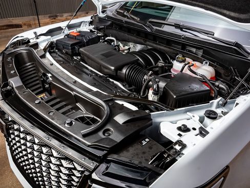 Used 2026 Cadillac Escalade Platinum Sport w/ LPO, Floor Liner Package image 41