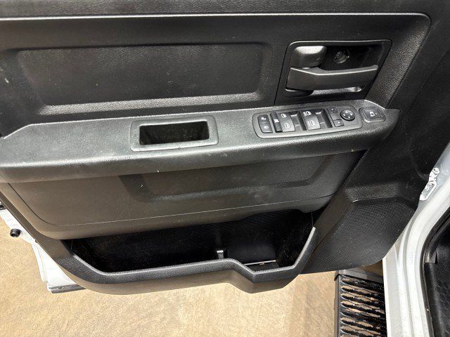 Used 2024 RAM 2500 Tradesman w/ Chrome Appearance Group AWD/4WD image 21