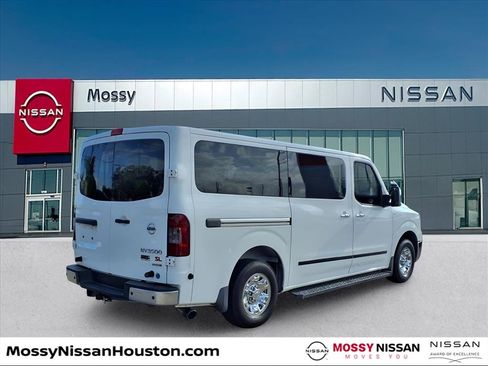 Used 2013 Nissan NV 3500 SL w/ Technology Pkg image 7
