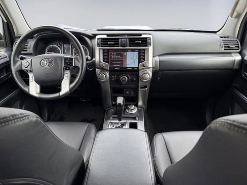 Used 2022 Toyota 4Runner TRD Sport w/ Technology Package AWD/4WD image 13