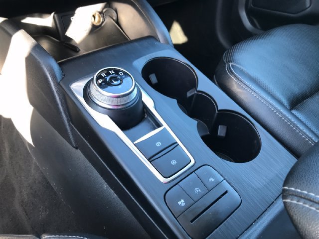 Used 2022 Ford Escape Titanium AWD/4WD image 32