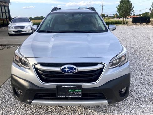 Used 2022 Subaru Outback Limited AWD/4WD image 3