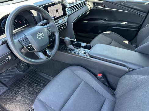 Used 2025 Toyota Camry LE FWD image 11