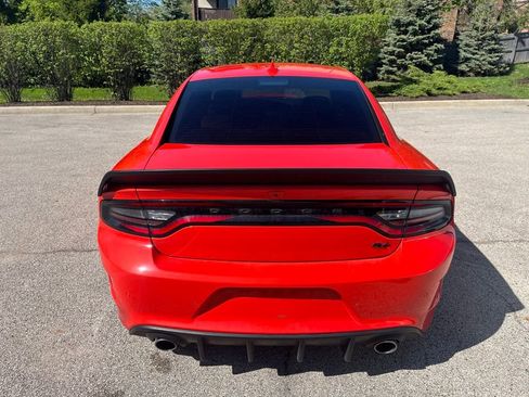 Used 2022 Dodge Charger R/T w/ Plus Group RWD image 3
