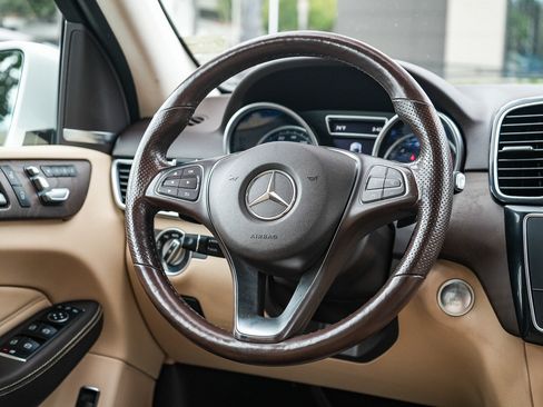 Used 2018 Mercedes-Benz GLE 350 4MATIC image 14
