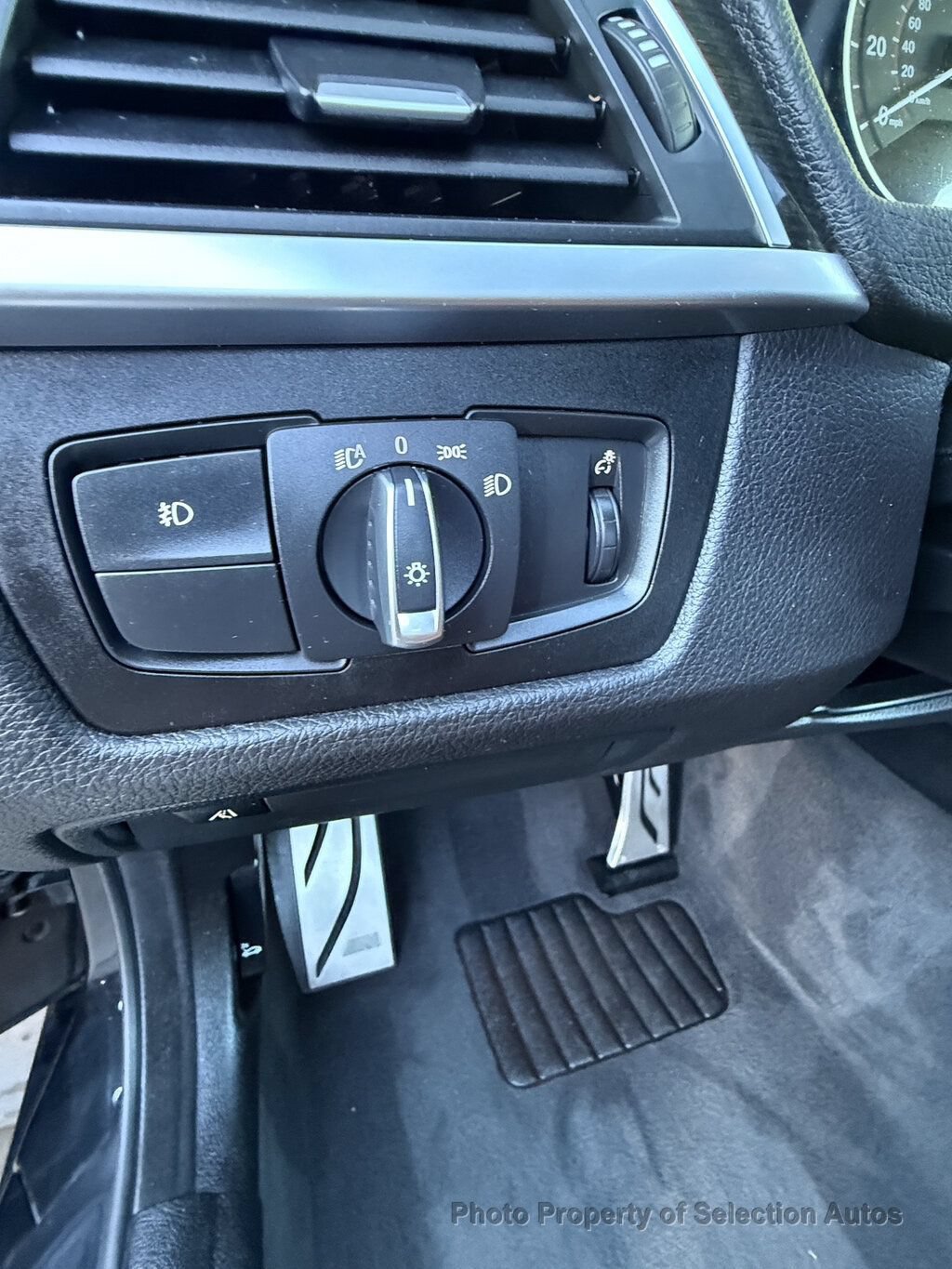 Used 2018 BMW 430i xDrive Convertible AWD/4WD image 25
