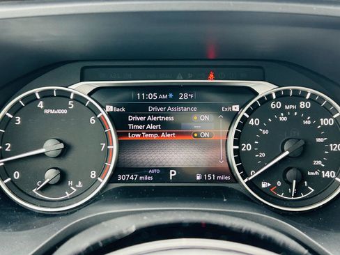 Used 2023 Nissan Rogue SV w/ SV Premium B Package image 8