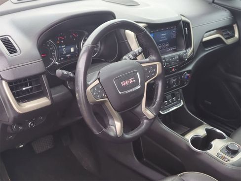 Used 2018 GMC Terrain Denali w/ Driver Alert Package II image 2