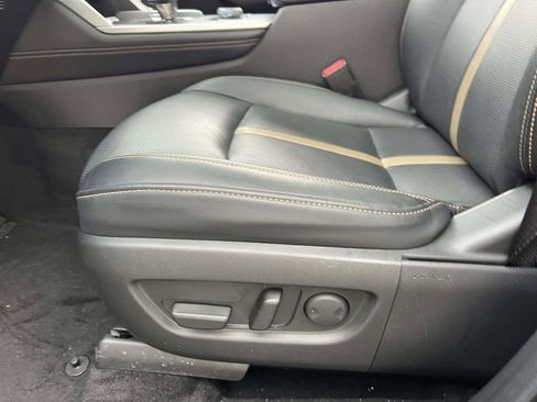 Used 2025 MAZDA CX-70 3.3 Turbo w/ Premium Plus Pkg image 21