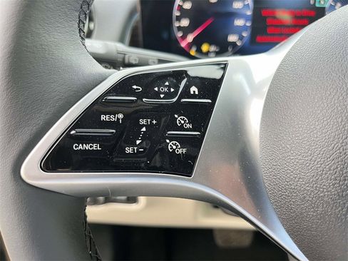 New 2026 Mercedes-Benz GLB 250 4MATIC image 15