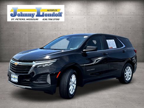 Used 2024 Chevrolet Equinox LT w/ LPO, Floor Liner Package FWD image 4