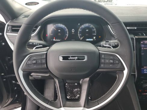 New 2025 Jeep Grand Cherokee L Limited AWD/4WD image 14