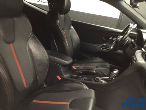 Used 2021 Hyundai Veloster Turbo image 25