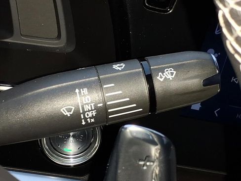 Used 2024 Chevrolet Corvette Stingray Coupe w/ Z51 Performance Package image 19