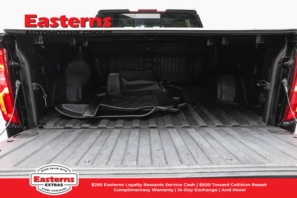 Used 2023 Chevrolet Silverado 1500 LTZ w/ LTZ Convenience Package II AWD/4WD image 10