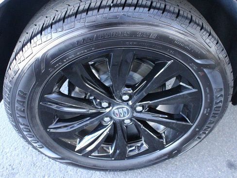 Used 2025 Buick Envista Sport Touring w/ Convenience II Package image 61