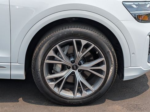 Used 2024 Audi Q8 Premium Plus AWD/4WD image 8