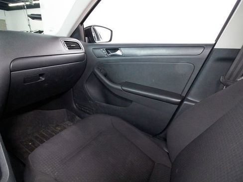 Used 2016 Volkswagen Jetta S FWD image 7