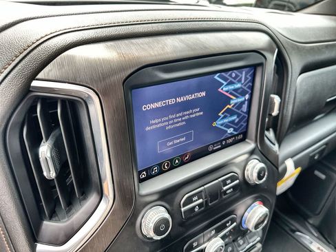 Used 2022 GMC Sierra 1500 AT4 w/ AT4 Premium Package AWD/4WD image 28