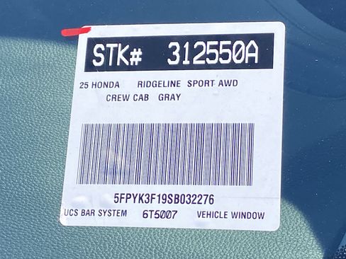 Used 2025 Honda Ridgeline Sport image 31