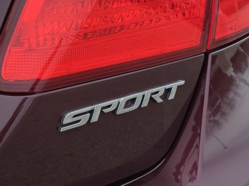 Used 2014 Honda Accord Sport image 8